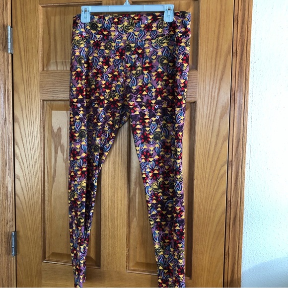 Multi-Patterned LuLaRoe Leggings - Picture 1 of 4